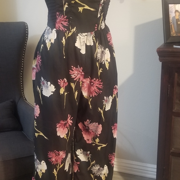 MAURICES floral strapless jumpsuit - Picture 11 of 11